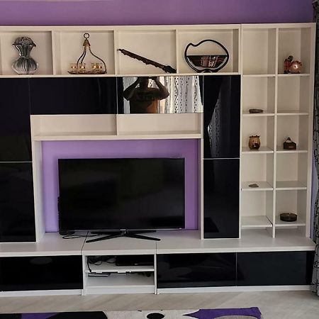 Luxury Apartment With Two Bedrooms And Large Living Room, 100 Square Meters, City Center Oradea Exterior foto